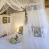 Отель Pioneer Lodge Camp and Safaris, фото 18