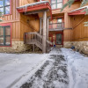 Отель Charming Condo Nestled in the East Keystone Resort Neighborhood, Shuttle to Ski Slopes, Outdoor Pool, фото 19