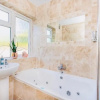 Отель Beautiful 1-bed Apartment in York Near Gym, фото 7