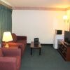 Отель Cumberland Inn and Suites, фото 5