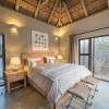 Отель Villa Amanzi Exclusive Bush Living in a Luxury South African Villa, фото 17