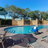 Отель La Quinta Inn & Suites by Wyndham Sarasota Downtown, фото 11