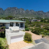 Отель Peaceful Camps Bay 5 Bedroom Nature Villa, фото 11