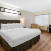 Отель Villa Inn & Suites, SureStay Collection by Best Western, фото 34