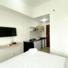 Отель Comfort And Cozy Designed Studio Sayana Bekasi Apartment, фото 6