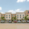 Отель Comfort Suites Houston I-45 North, фото 1