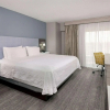 Отель Hampton Inn & Suites Kansas City-Country Club Plaza, фото 3