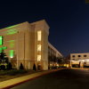 Отель Holiday Inn & Suites Atlanta Airport-North в Ист-Пойнт