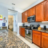 Отель New Listing! Lakeview Condo, Vista Cay - 1017, фото 11