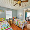 Отель Galveston Beach House w/ Private Deck & Gulf Views, фото 4