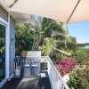 Отель Hakuna Matata - Island Escape! Captiva Waterfront! 5 Bedroom Home, фото 1