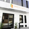 Отель Smarts Hotel, фото 1