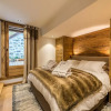 Отель Le Lodge Rodzina, Luxueux chalet jacuzzi 12-14pers, by LocationlacAnnecy, LLA Selections, фото 14
