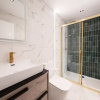 Отель The Battersea Place - Charming 4bdr Flat, фото 7
