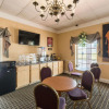 Отель Econo Lodge Inn & Suites, фото 17