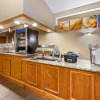 Отель Comfort Inn Splash Harbor, фото 35