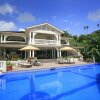 Отель Beautiful 5-bedroom Villa Ashiana in Marigot Bay 5 Villa в Марисуле