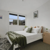 Отель Central Quiet 2BR Apt -  Wifi -  Parking, фото 4
