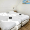 Отель Detached villa with dishwasher, in a holiday park at 400 m from the sea, фото 2