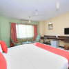 Отель OYO 3023 Compact Suites Lavelle Road, фото 18
