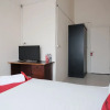 Отель Reddoorz @ Setiabudi Medan 2, фото 17