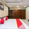 Отель OYO 28692 Nandan Resort, фото 2