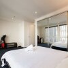 Отель CLAUDE, 2BDR Melbourne Apartment, фото 7