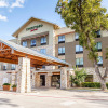 Отель Courtyard by Marriott New Braunfels River Village, фото 1