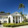 Отель Starfish Discovery Bay Resort Barbados в Хоултауне