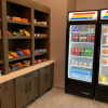 Отель La Quinta Inn & Suites by Wyndham Galveston North at I-45, фото 19