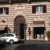 Отель Quartum Luxury Rooms in Rome в Риме