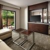Отель DoubleTree by Hilton Claremont, фото 6