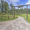 Отель Black Hills Cabin: Hot Tub, Fishing Pond & Deck, фото 21