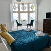 Отель Seas the Day - Luxury Beach Apartment - Sleeps 4, фото 2