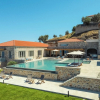 Отель Sampatiki Suites - 4 Star Seaview Luxury Suites With Breakfast And Spa, фото 1