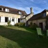 Отель Modern Mansion in Machemont with Private Garden в Машмон