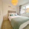 Отель Captivating 2-bed Cottage in Roker Sunderland, фото 5