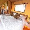 Отель Carr's Hill Luxury Safari Tents в Денни