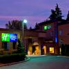 Отель Holiday Inn Express & Suites Surrey, an IHG Hotel, фото 1