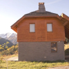Отель Beautiful Chalet on the Edge of the Center of Pra Loup, фото 1