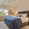 Отель Reposado - Kiva Fireplace, Walk Everywhere, Adorable Patio, фото 2