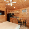 Отель Hill Country Cottage and RV Resort, фото 25
