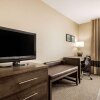 Отель Comfort Inn & Suites Red Deer, фото 44