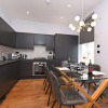Отель Stylish & Spacious Deluxe Apartments near Victoria Station, фото 14