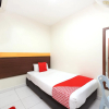 Отель OYO 90950 Hotel Dns, фото 18