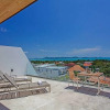 Отель Romantic Sea View Villa with 4 Bedrooms, фото 16