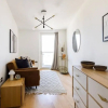 Отель The Nine Elms Lane Arms - Stunning & Bright 2bdr Flat With Balconies, фото 24