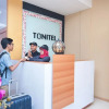 Отель TONITEL Hotel Malioboro Yogyakarta - Hostel, фото 2