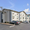 Отель City Center Inn by OYO I-64 Newport News, фото 1