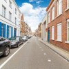 Отель Town House With View Over the 3 Towers of Bruges в Брюгге